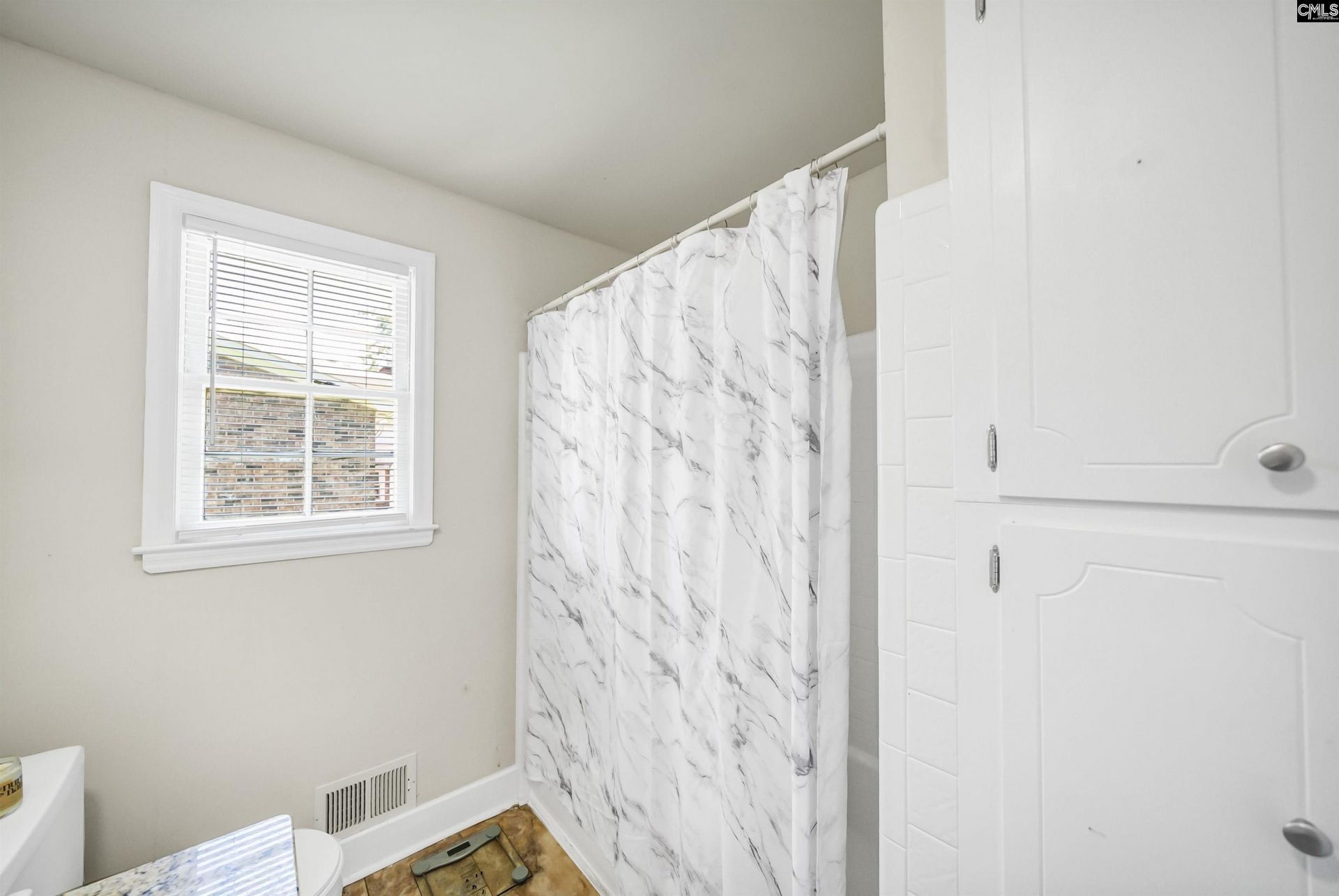 2126 Woodtrail Drive  Photo 27