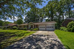 2126 Woodtrail Drive  photo 4
