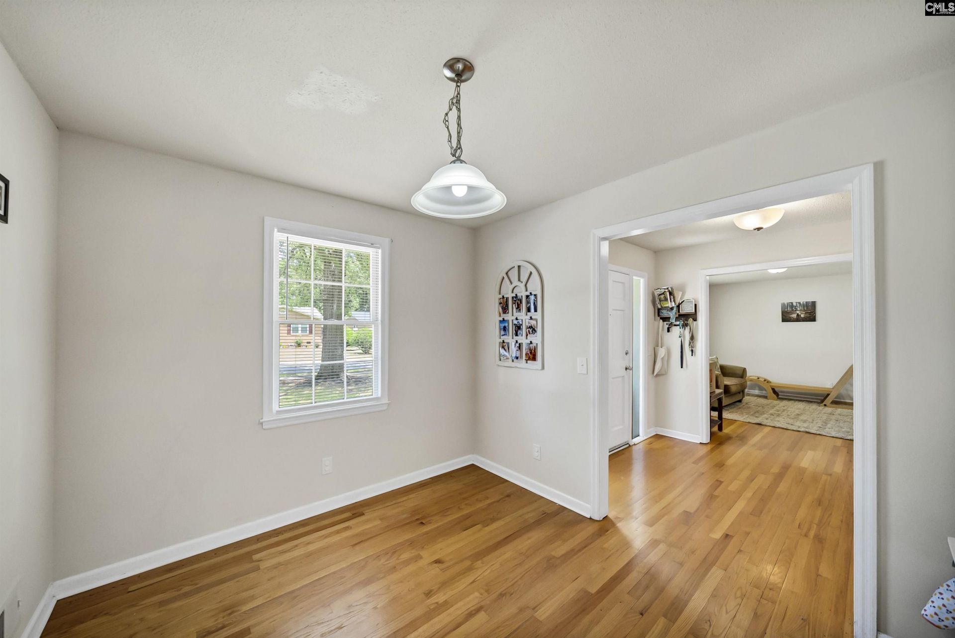 2126 Woodtrail Drive  Photo 5