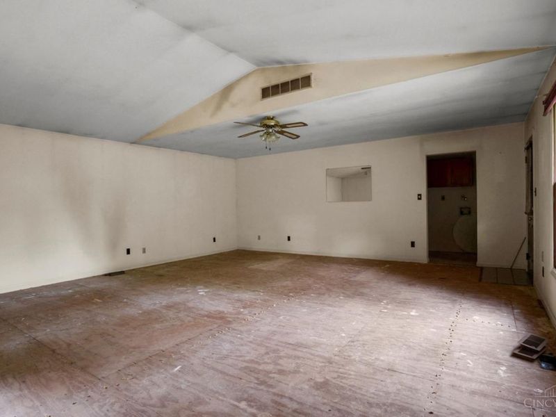 6051 State Route, Goshen Twp, OH 45122 Photo 11