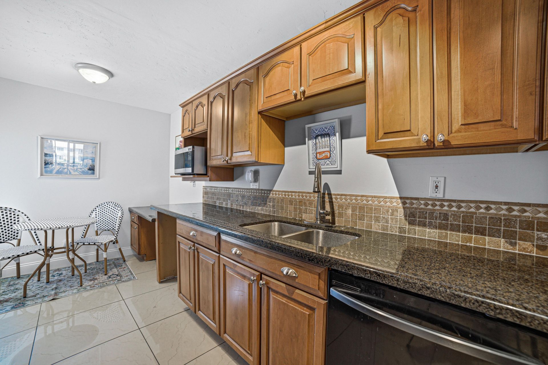 6 Royal Palm Way, Unit 211, Boca Raton, FL 33432 Photo