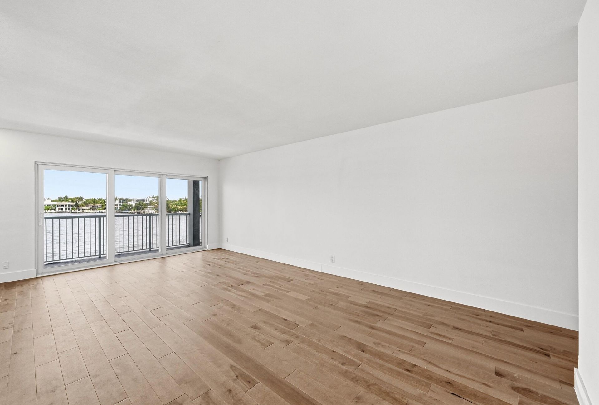 1201 S Riverside Drive, Unit 306, Pompano Beach, FL 33062 Photo