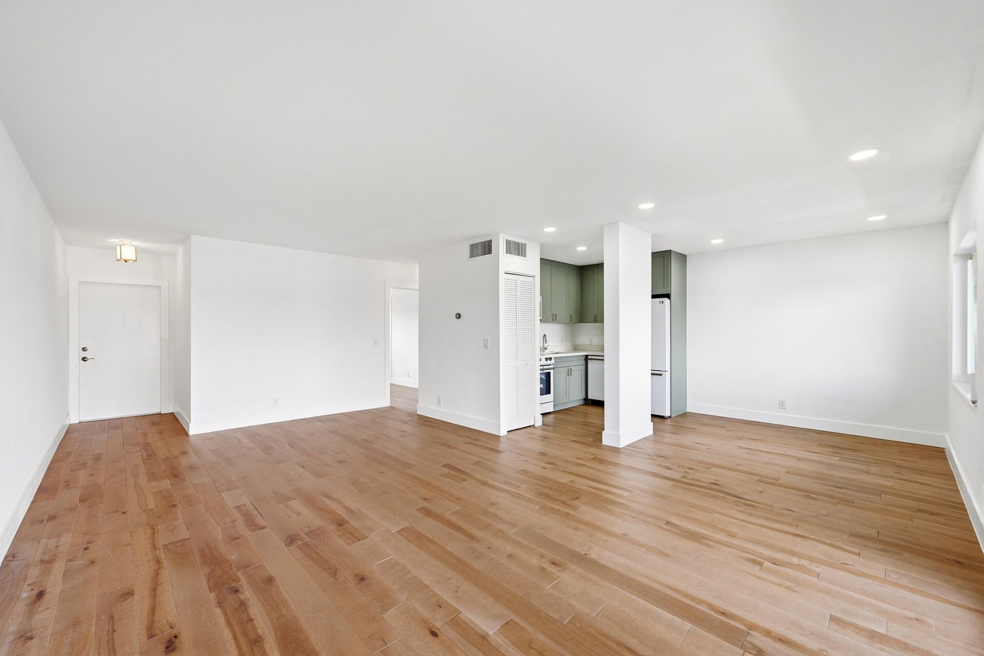 1201 S Riverside Drive, Unit 306, Pompano Beach, FL 33062 Photo