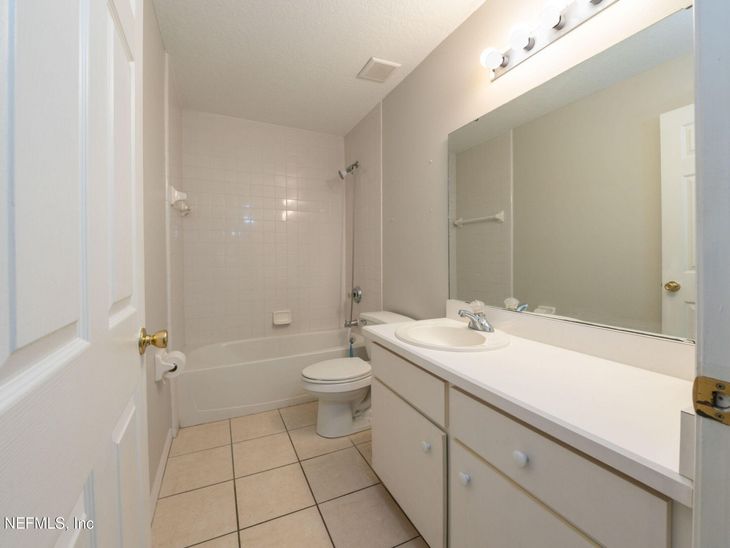 37 Rockefeller Drive, Palm Coast, FL 32164