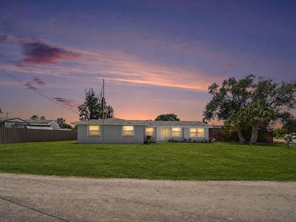 802 WHITE HERON BOULEVARD, RUSKIN, FL 33570