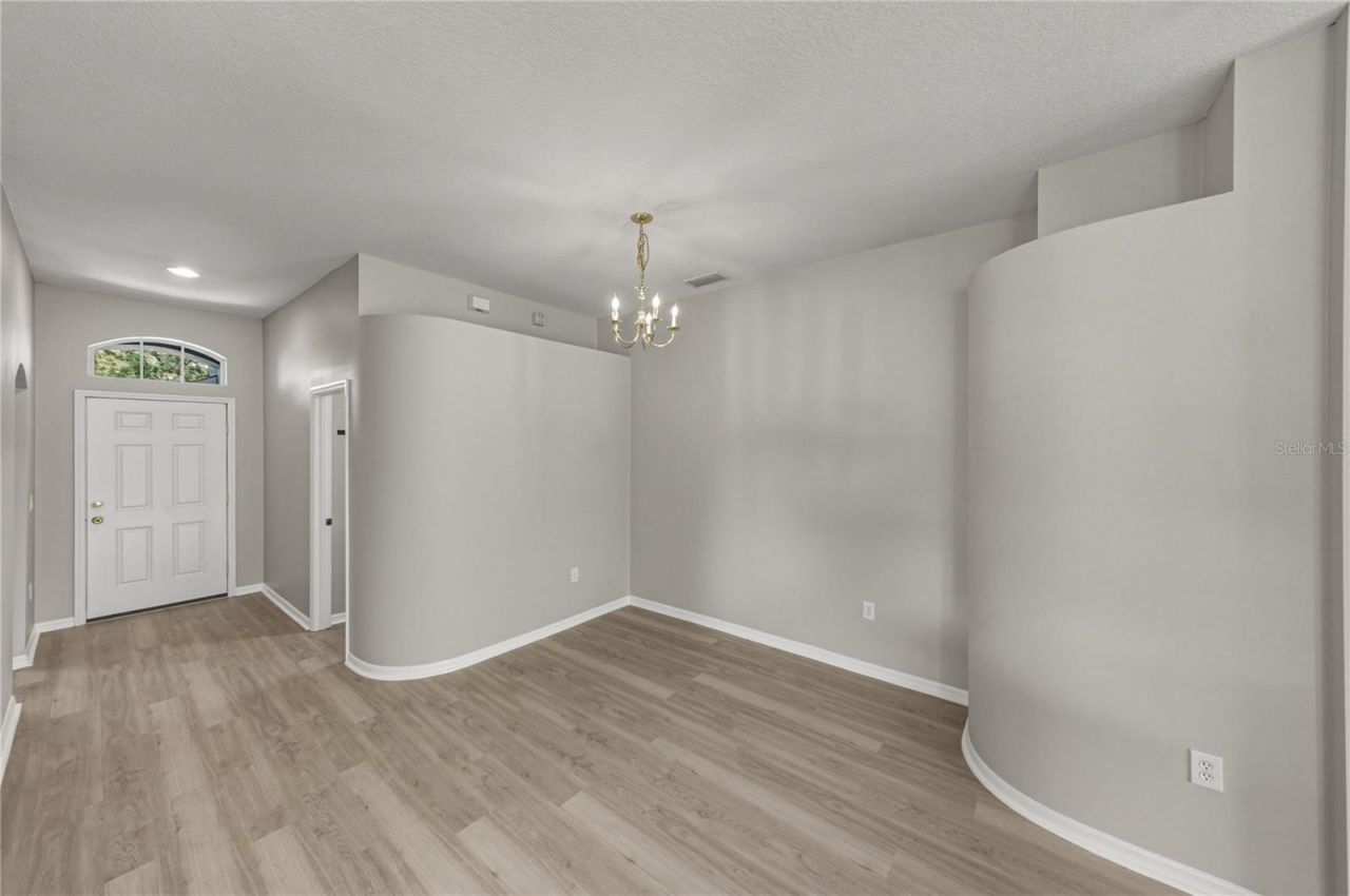 623 Straw Lake Drive, Brandon, FL 33510 Photo