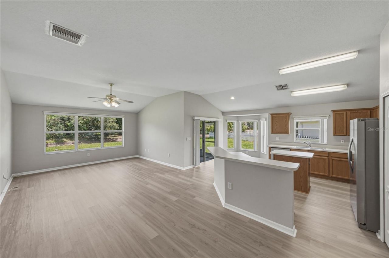623 Straw Lake Drive, Brandon, FL 33510 Photo