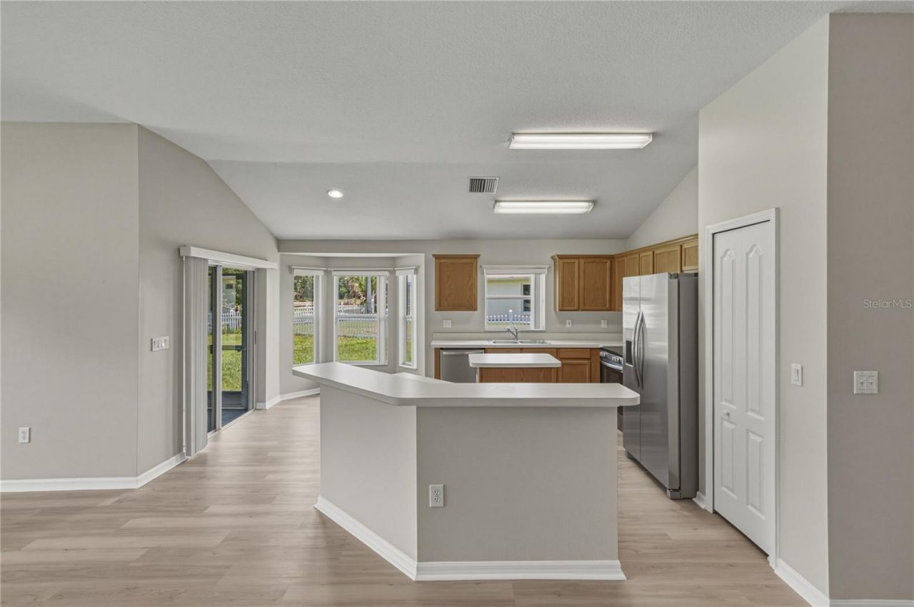 623 Straw Lake Drive, Brandon, FL 33510 Photo