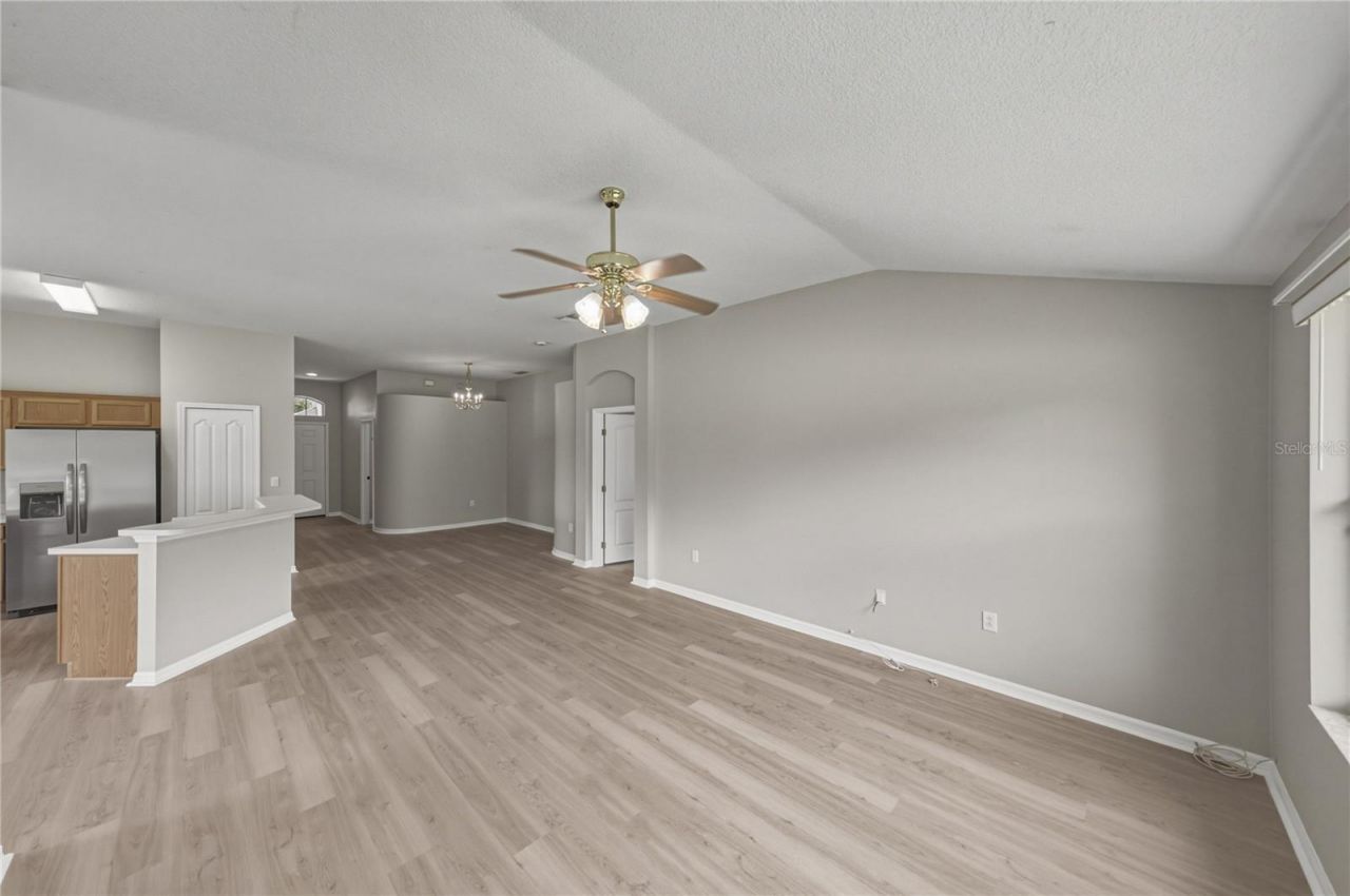 623 Straw Lake Drive, Brandon, FL 33510 Photo
