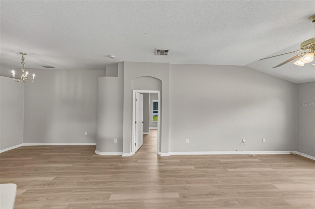 623 Straw Lake Drive, Brandon, FL 33510 Photo