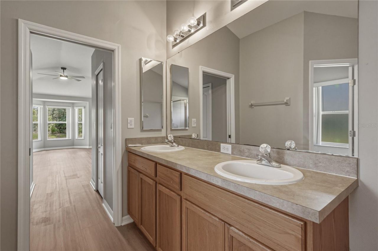 623 Straw Lake Drive, Brandon, FL 33510 Photo