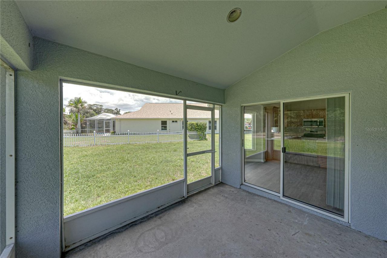 623 Straw Lake Drive, Brandon, FL 33510 Photo