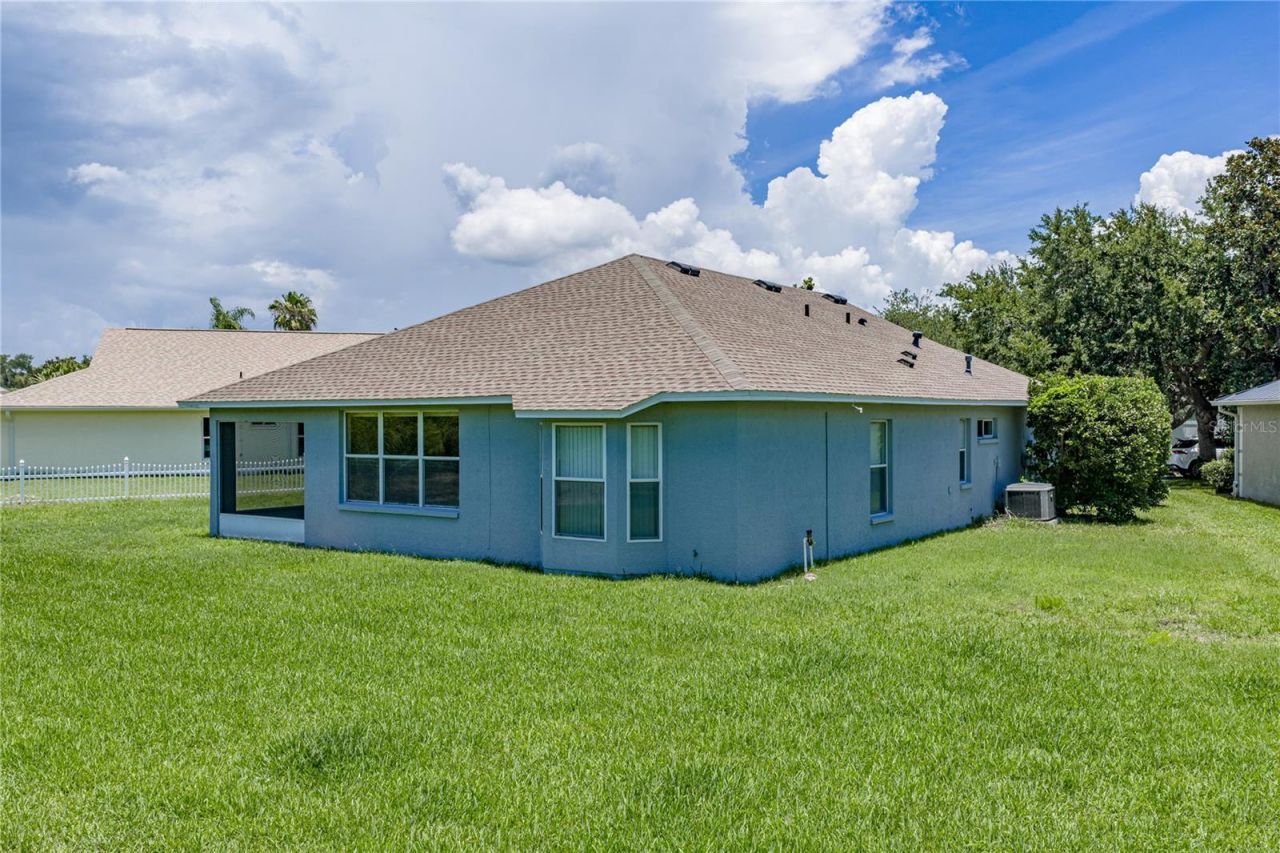 623 Straw Lake Drive, Brandon, FL 33510 Photo