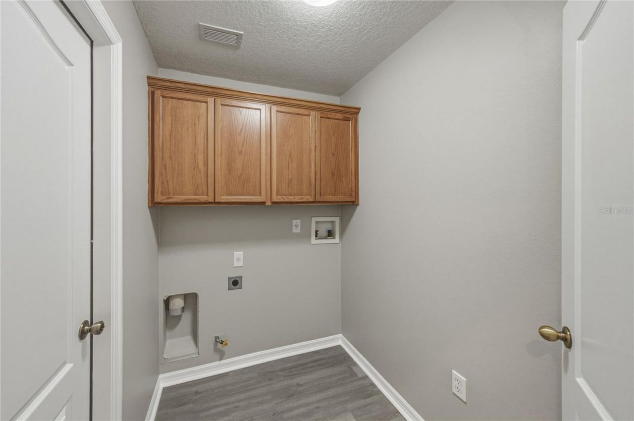 623 Straw Lake Drive, Brandon, FL 33510 Photo