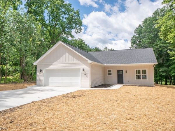 796 Southeast Avenue, Tallmadge, OH 44278