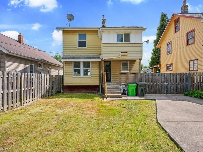 13405 Thornhurst, Garfield Heights, OH 44105 Photo 24