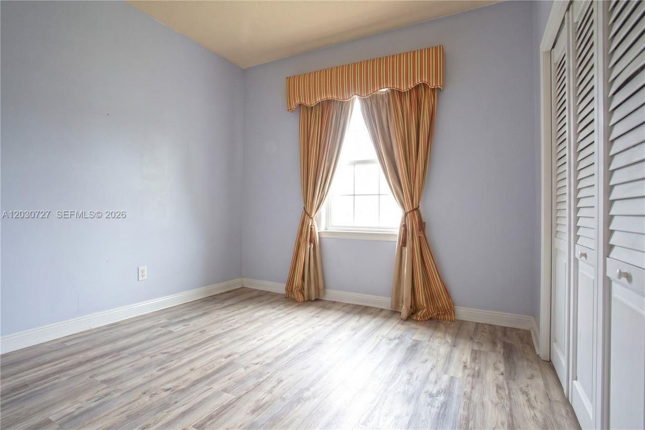 19548 S Whitewater Ave, Weston, FL 33332 Photo