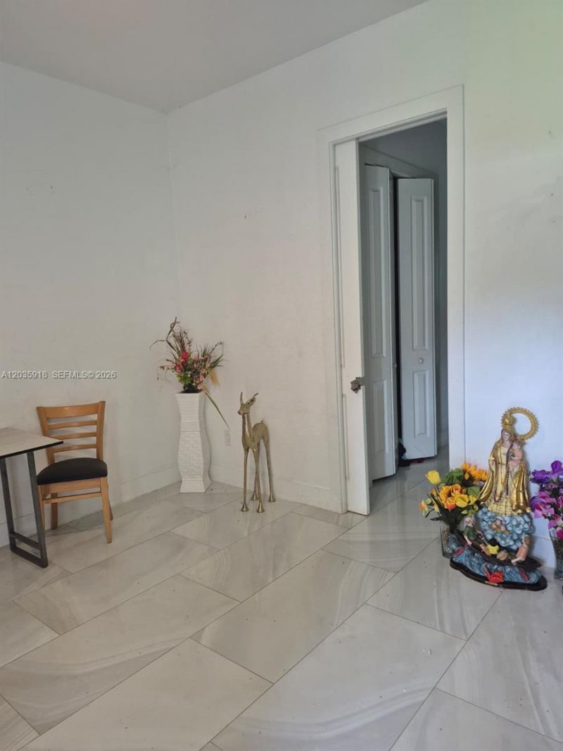 3642 32nd Ave Se, Naples, FL 34117 Photo