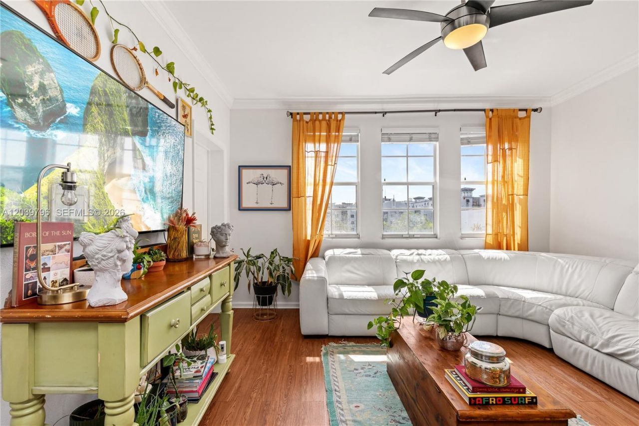 533 NE 3rd Ave, Unit 503, Fort Lauderdale, FL 33301 Photo