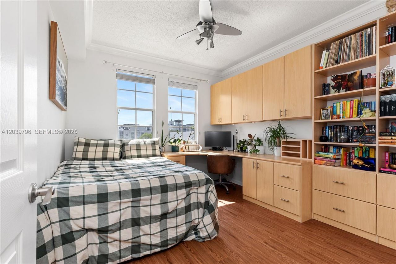 533 NE 3rd Ave, Unit 503, Fort Lauderdale, FL 33301 Photo