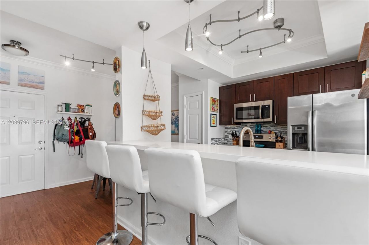533 NE 3rd Ave, Unit 503, Fort Lauderdale, FL 33301 Photo