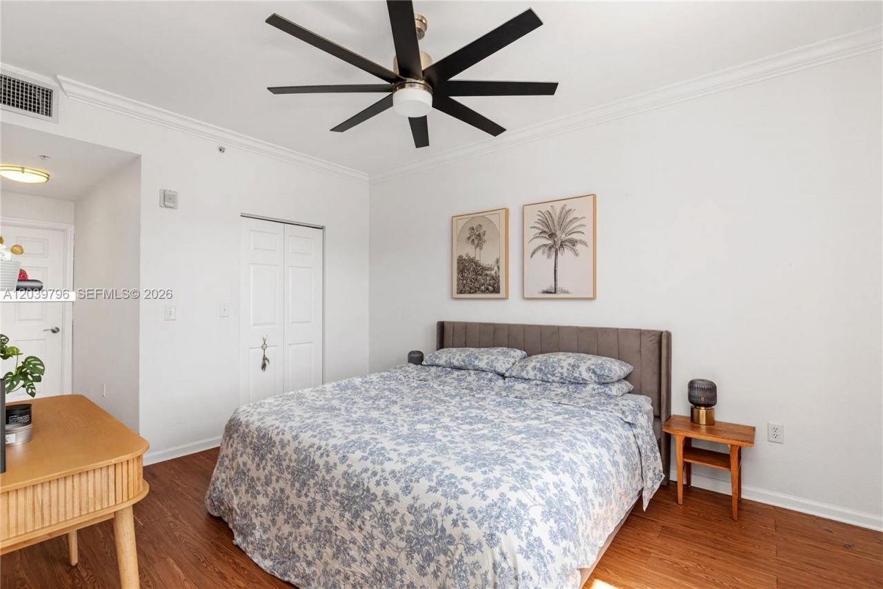 533 NE 3rd Ave, Unit 503, Fort Lauderdale, FL 33301 Photo