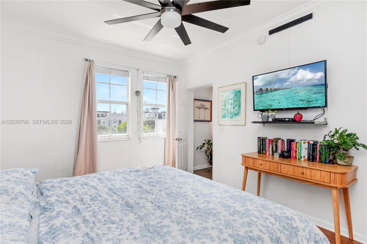 533 NE 3rd Ave, Unit 503, Fort Lauderdale, FL 33301 Photo