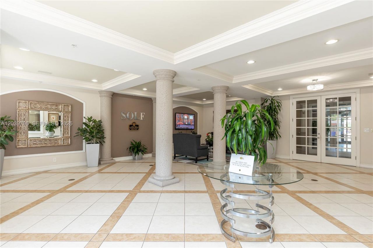 533 NE 3rd Ave, Unit 503, Fort Lauderdale, FL 33301 Photo
