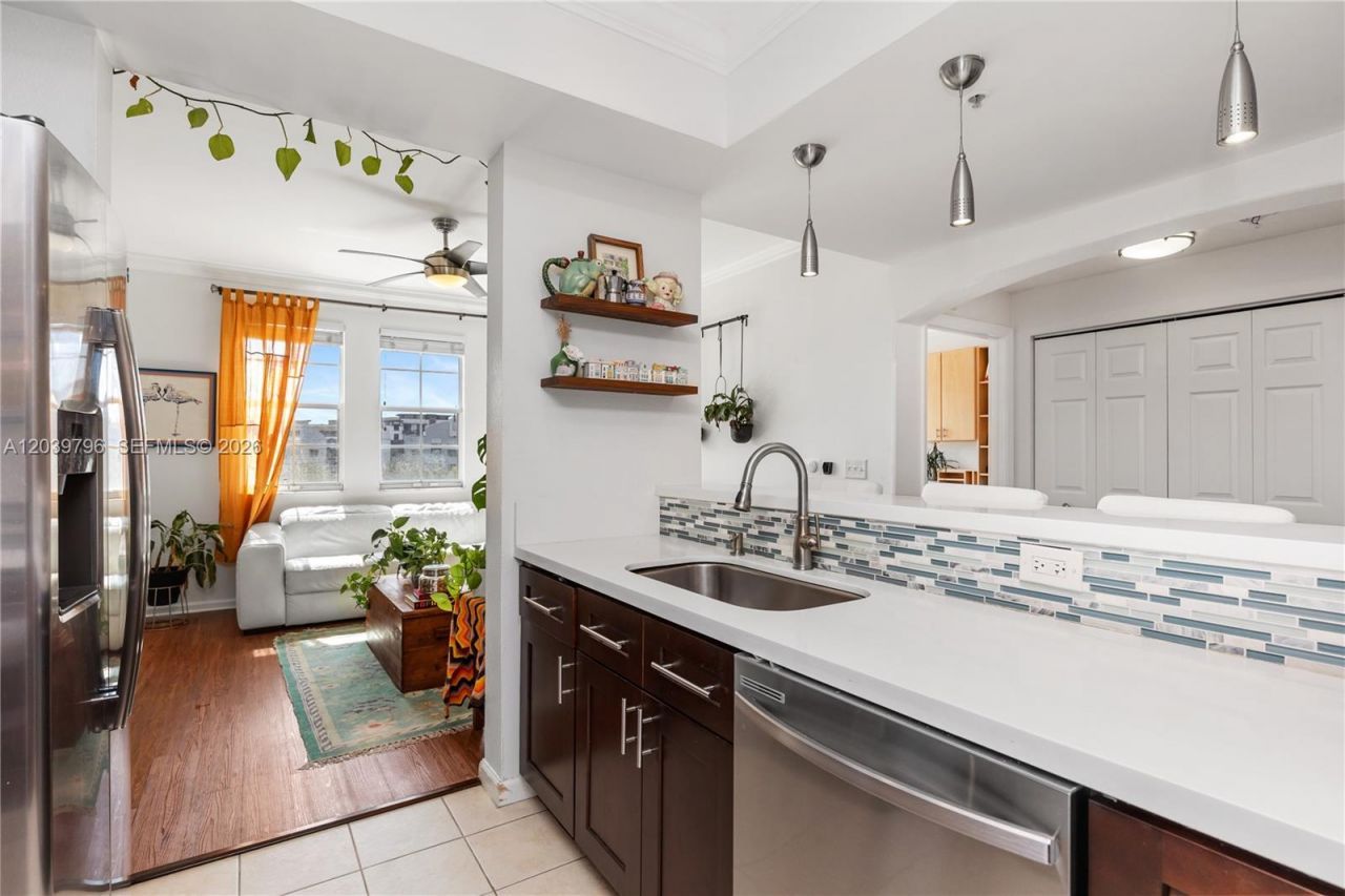 533 NE 3rd Ave, Unit 503, Fort Lauderdale, FL 33301 Photo