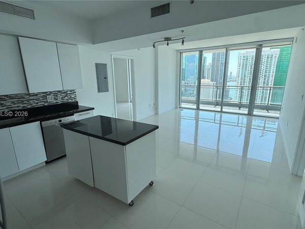 92 SW 3 Street , Unit 3311, Miami, FL 33130
