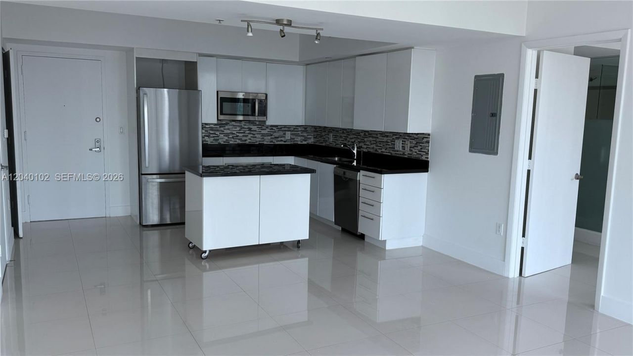 92 SW 3 Street , Unit 3311, Miami, FL 33130 Photo