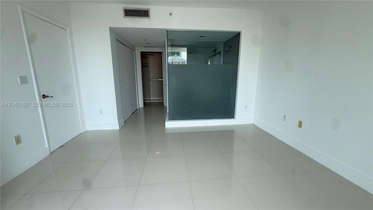 92 SW 3 Street , Unit 3311, Miami, FL 33130 Photo