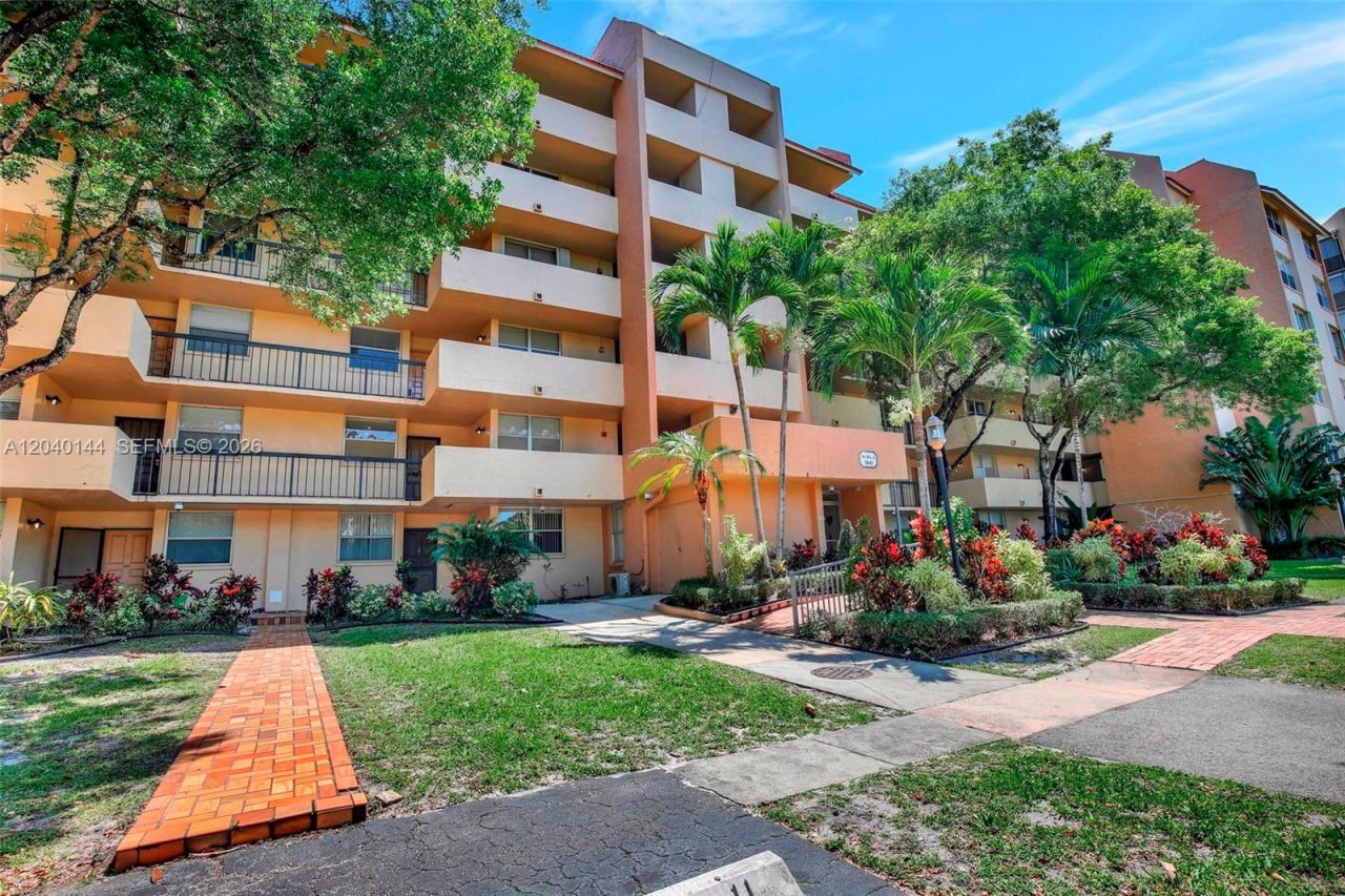 3841 Environ Blvd , Unit 629, Lauderhill, FL 33319 Photo