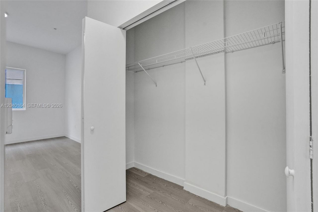 1567 NW 1st St , Unit 5, Miami, FL 33125 Photo