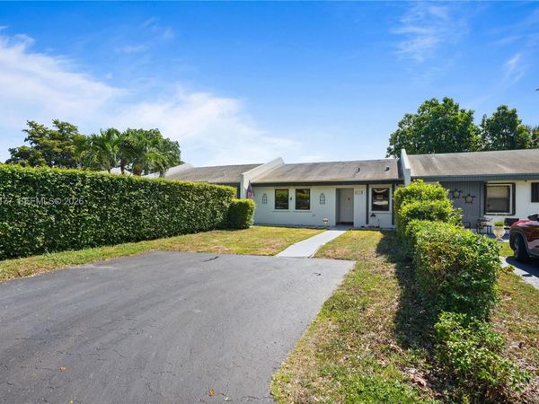 5113 SW 138th Ave Cir, Miami, FL 33175