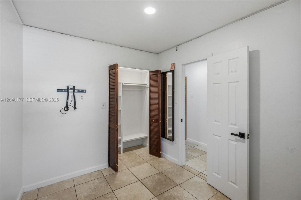 5113 SW 138th Ave Cir, Miami, FL 33175 Photo