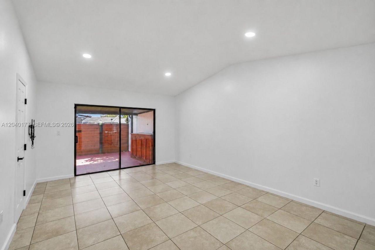 5113 SW 138th Ave Cir, Miami, FL 33175 Photo