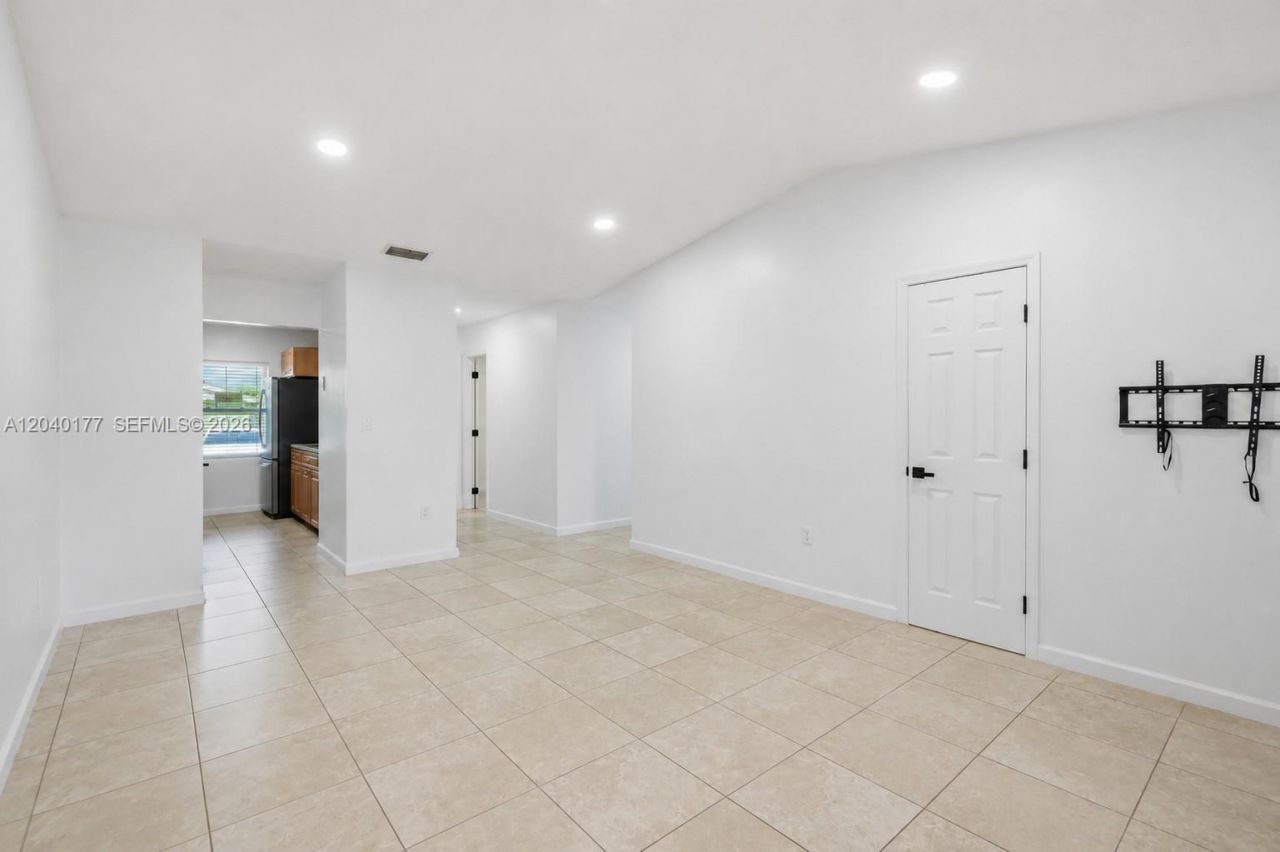 5113 SW 138th Ave Cir, Miami, FL 33175 Photo