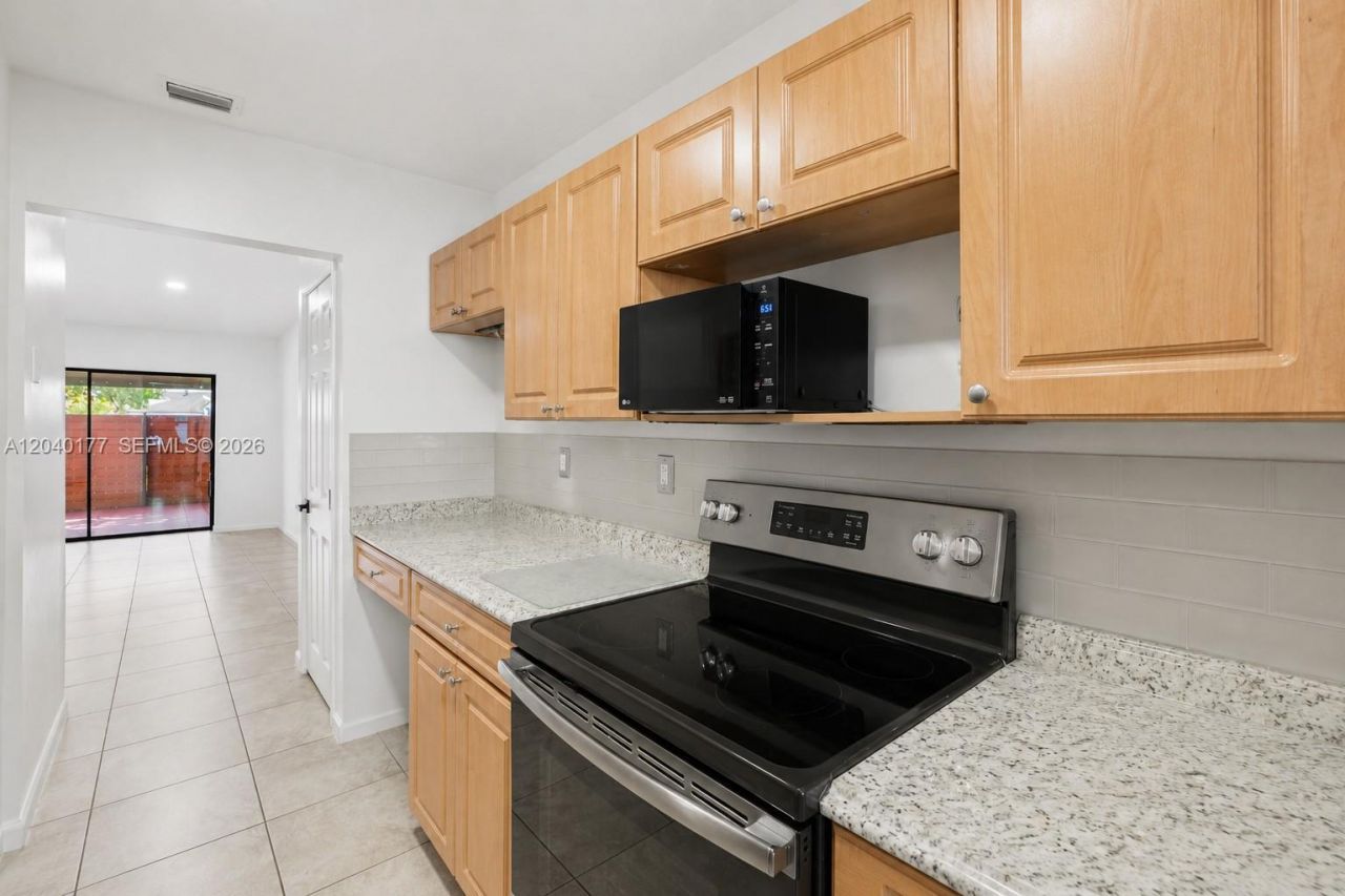 5113 SW 138th Ave Cir, Miami, FL 33175 Photo