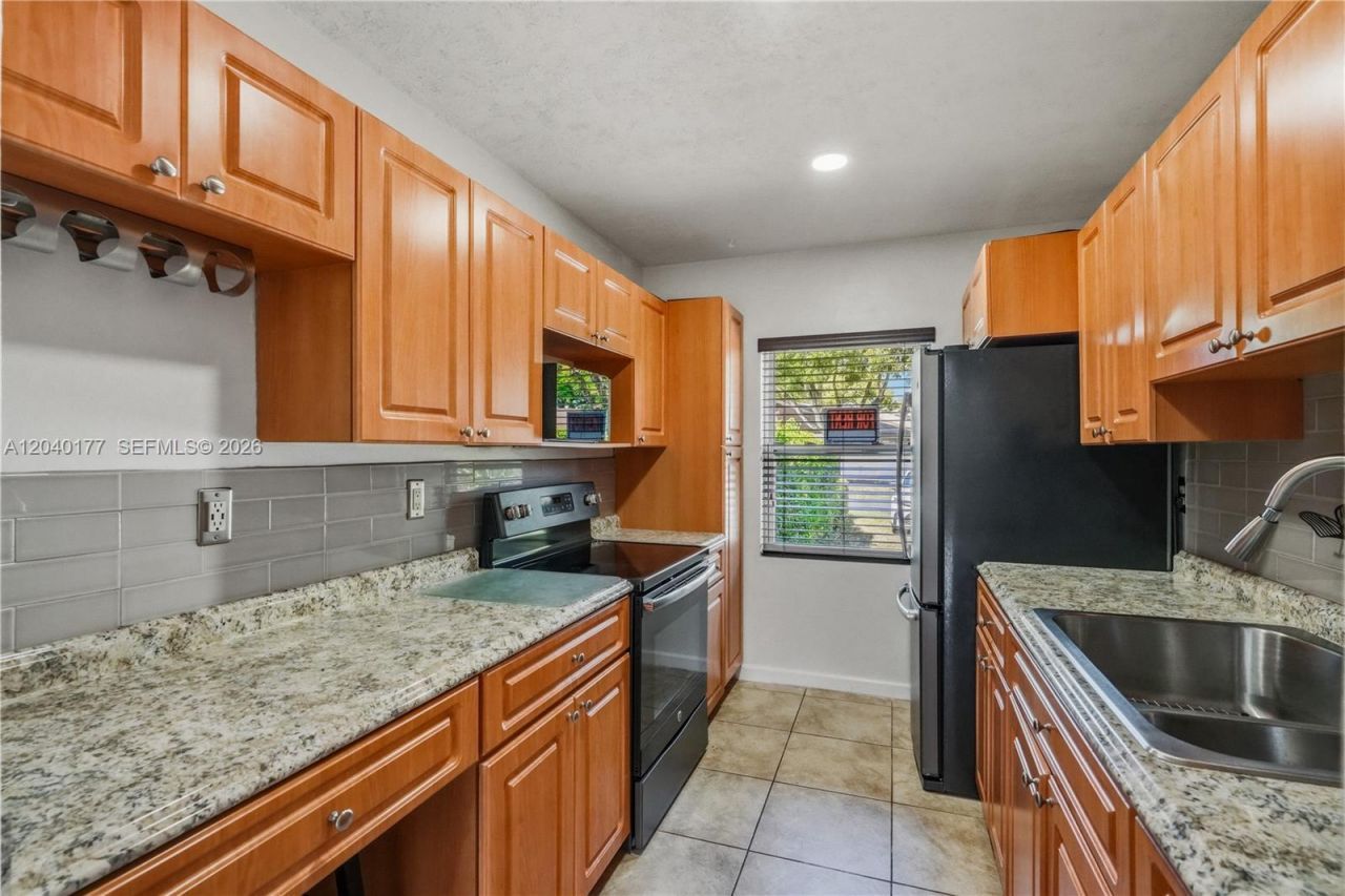 5113 SW 138th Ave Cir, Miami, FL 33175 Photo