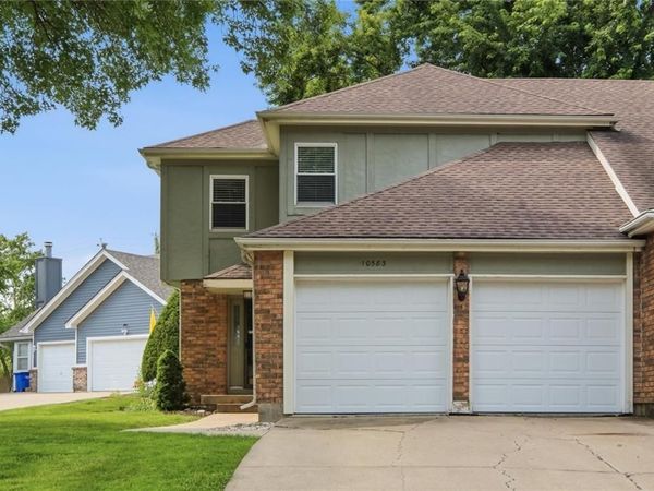 10583 Long Street, Lenexa, KS 66215