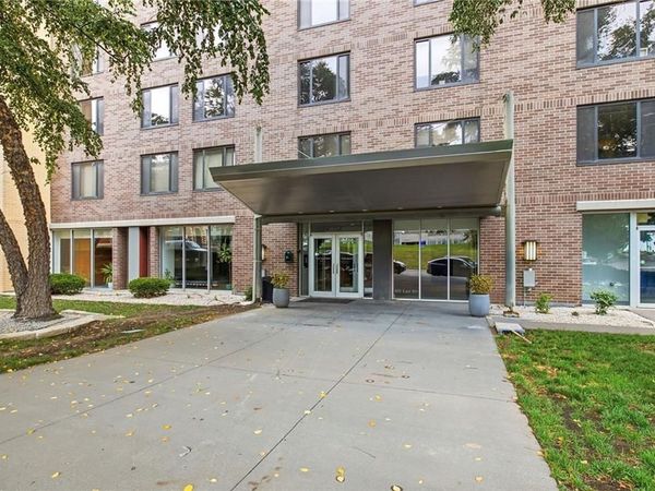 600 E 8th Street, Unit 2K, Kansas City, MO 64106