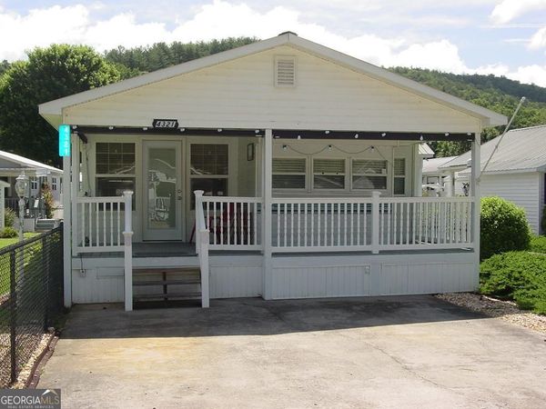 4321 Riverbank Run, Hiawassee, GA 30546