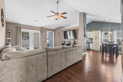 143 Heath Dr. photo 4