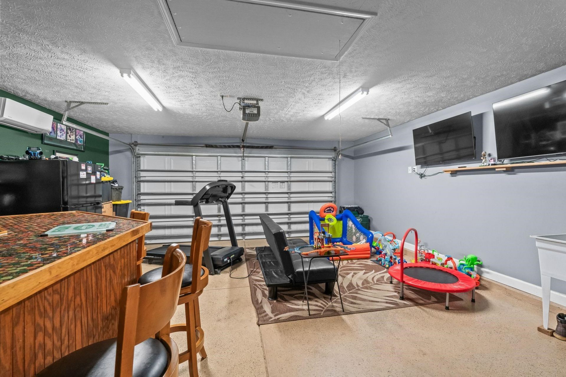 143 Heath Dr. Photo 25