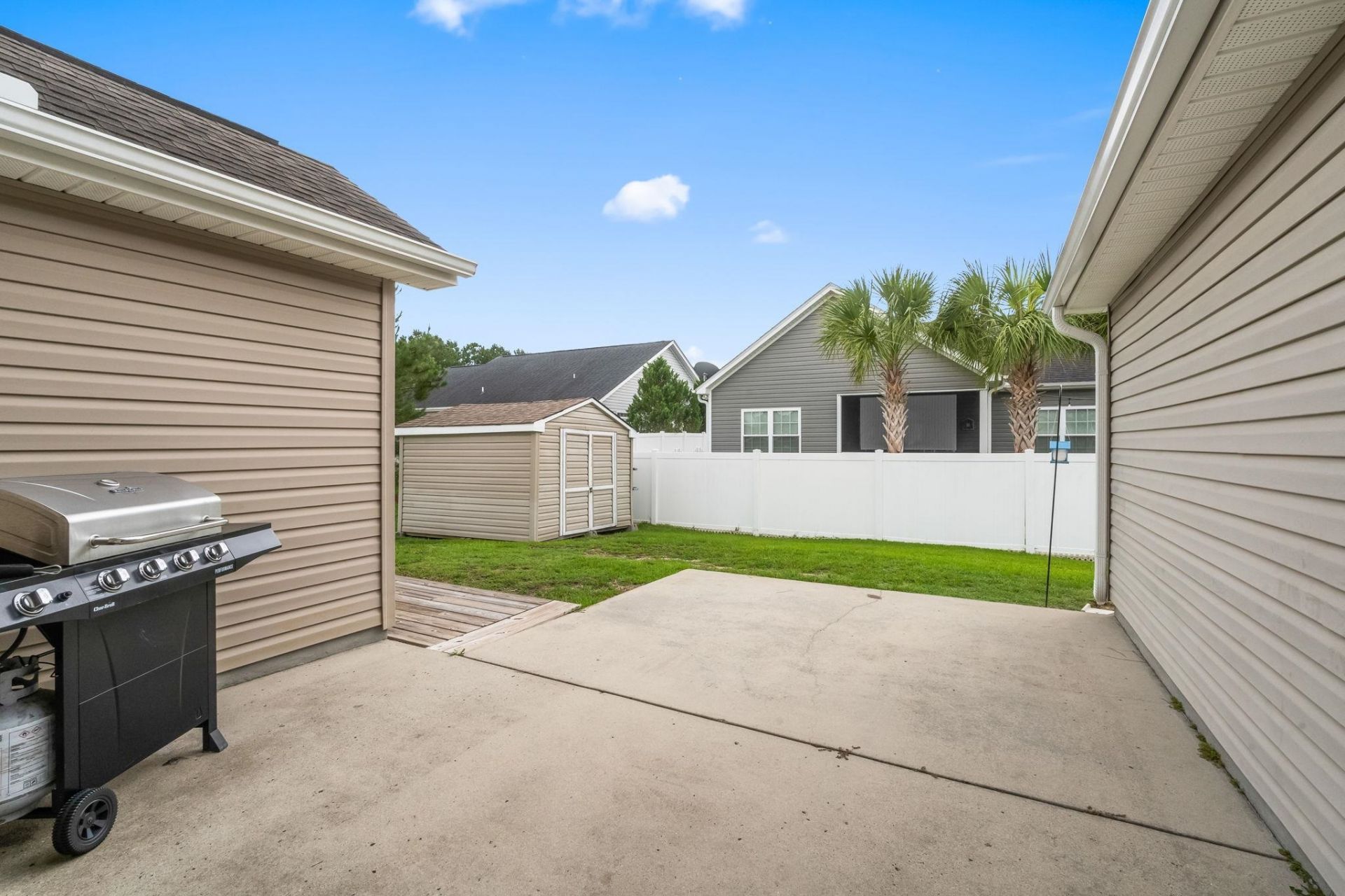 143 Heath Dr. Photo 28