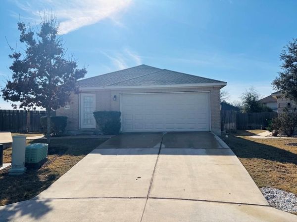 1312 Bear Peak LN , Pflugerville, TX 78660