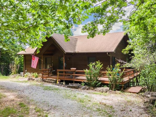 312 Shadow Oak Lane, Mammoth Spring, AR 72554