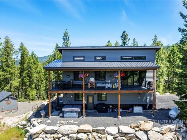 35 San Ignacio Way, Cascade, ID 83611