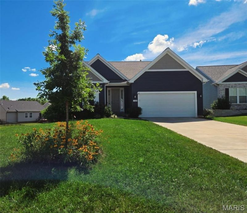 118 Riding Crop Lane , Wentzville, MO 63385 Main Photo